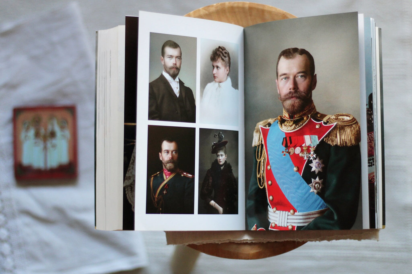 Sfinții Țari Mucenici Romanov, Când pietrele vorbesc